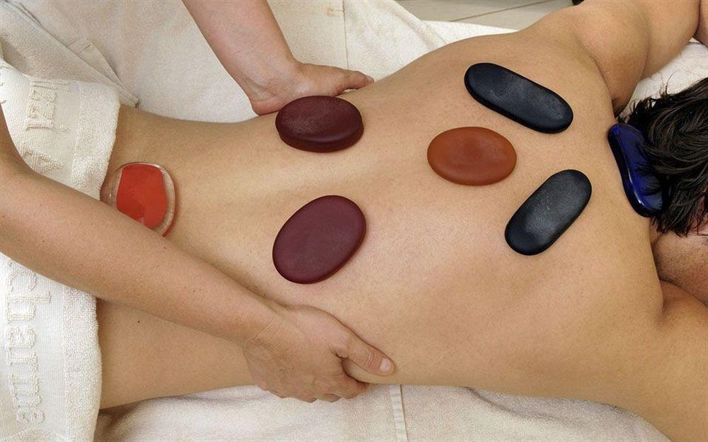 Rizzi Aquacharme Hotel & Spa Boario Terme エクステリア 写真
