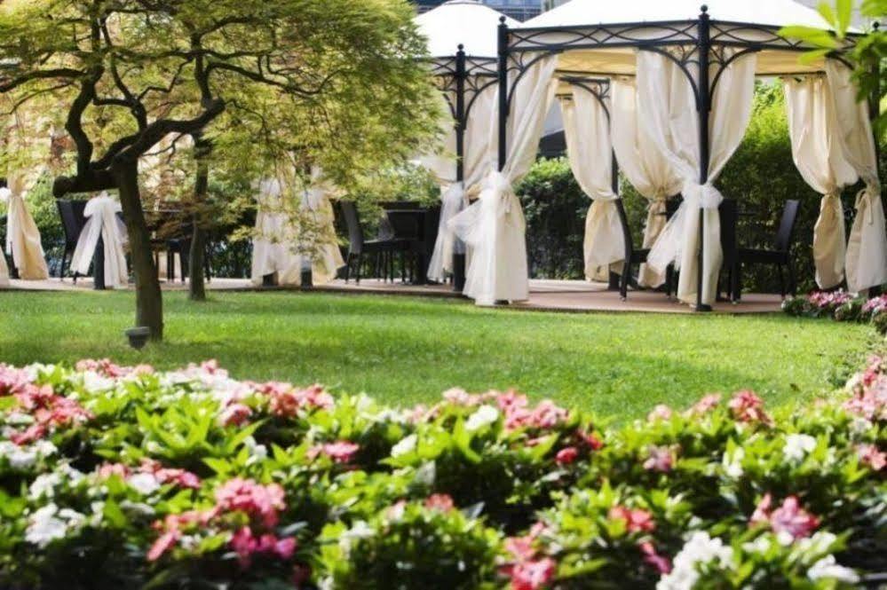 Rizzi Aquacharme Hotel & Spa Boario Terme エクステリア 写真